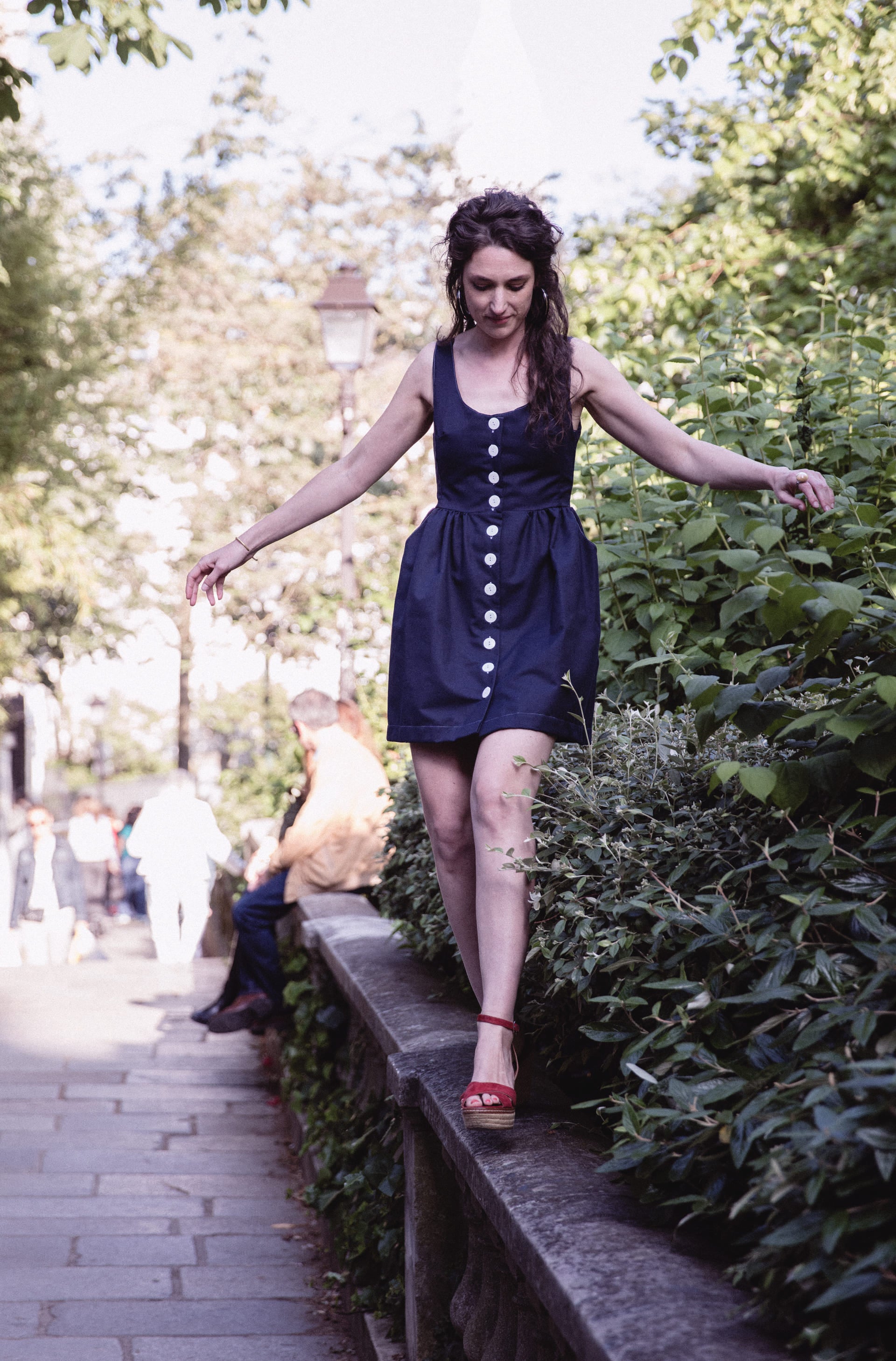 Robe bleue foncée